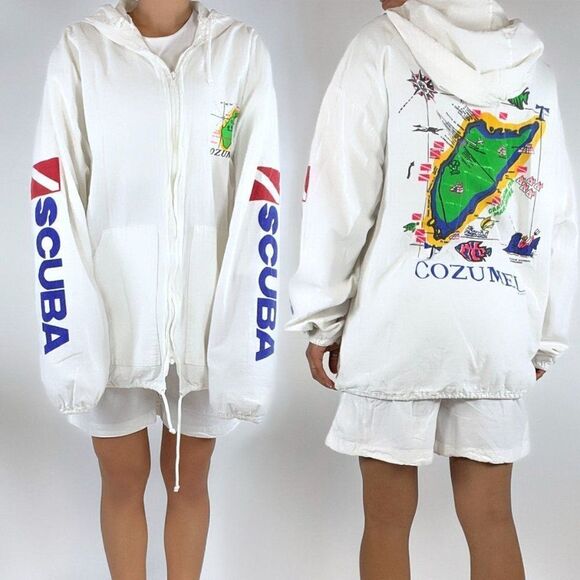 Vintage Y2K White Two Piece Windbreaker Jacket and Shorts / Size: Small - Picture 2 of 13